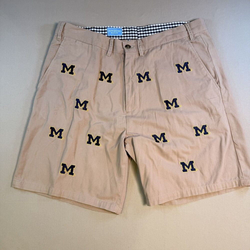 Michigan Wolverines Logo Khaki Shorts Pennington & Bailes Stadium Size 38 Men